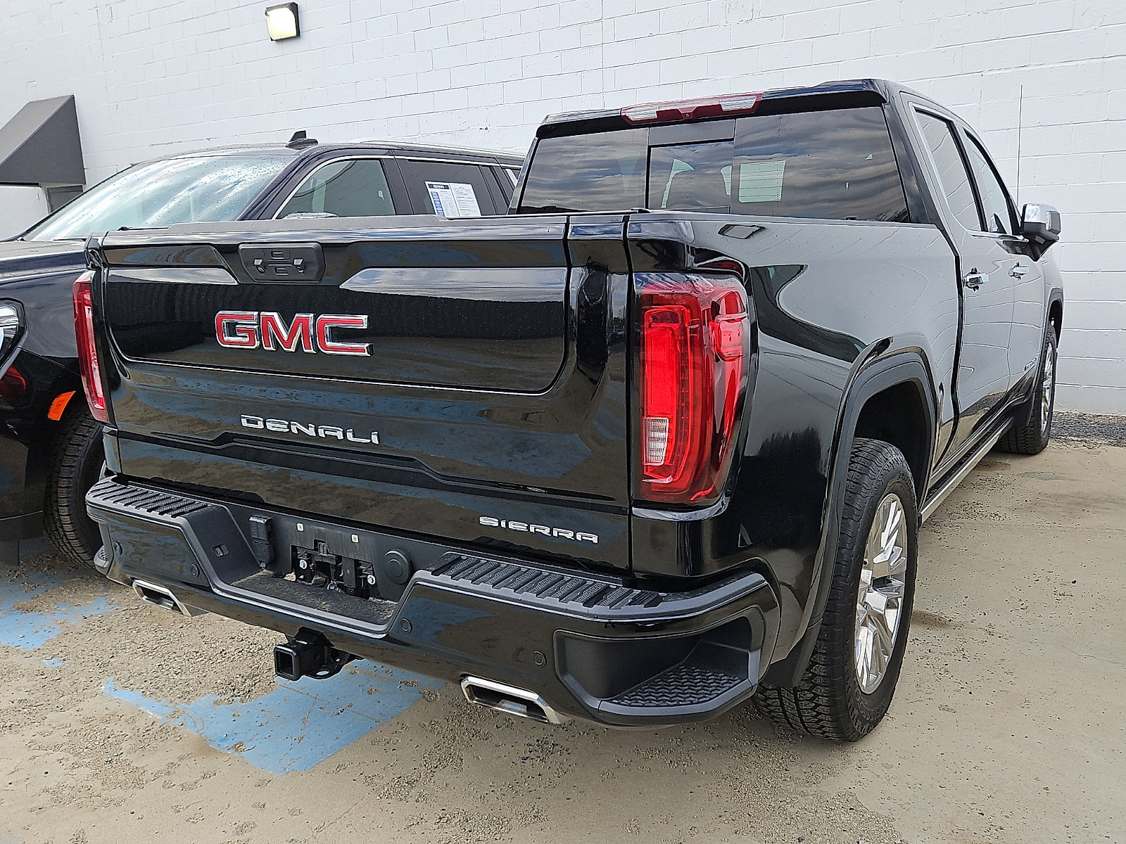 Certified 2023 GMC Sierra 1500 Denali AWD/4WD image 8