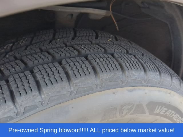 Used 2016 Toyota RAV4 XLE FWD image 9