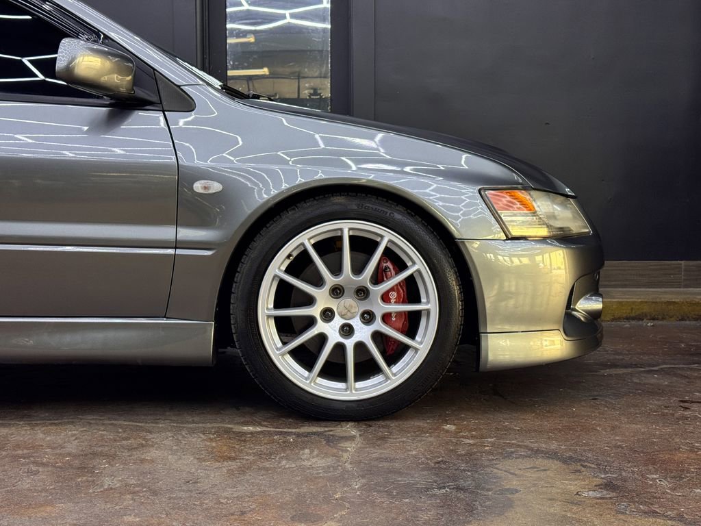 Used 2006 Mitsubishi Lancer Evolution MR image 3