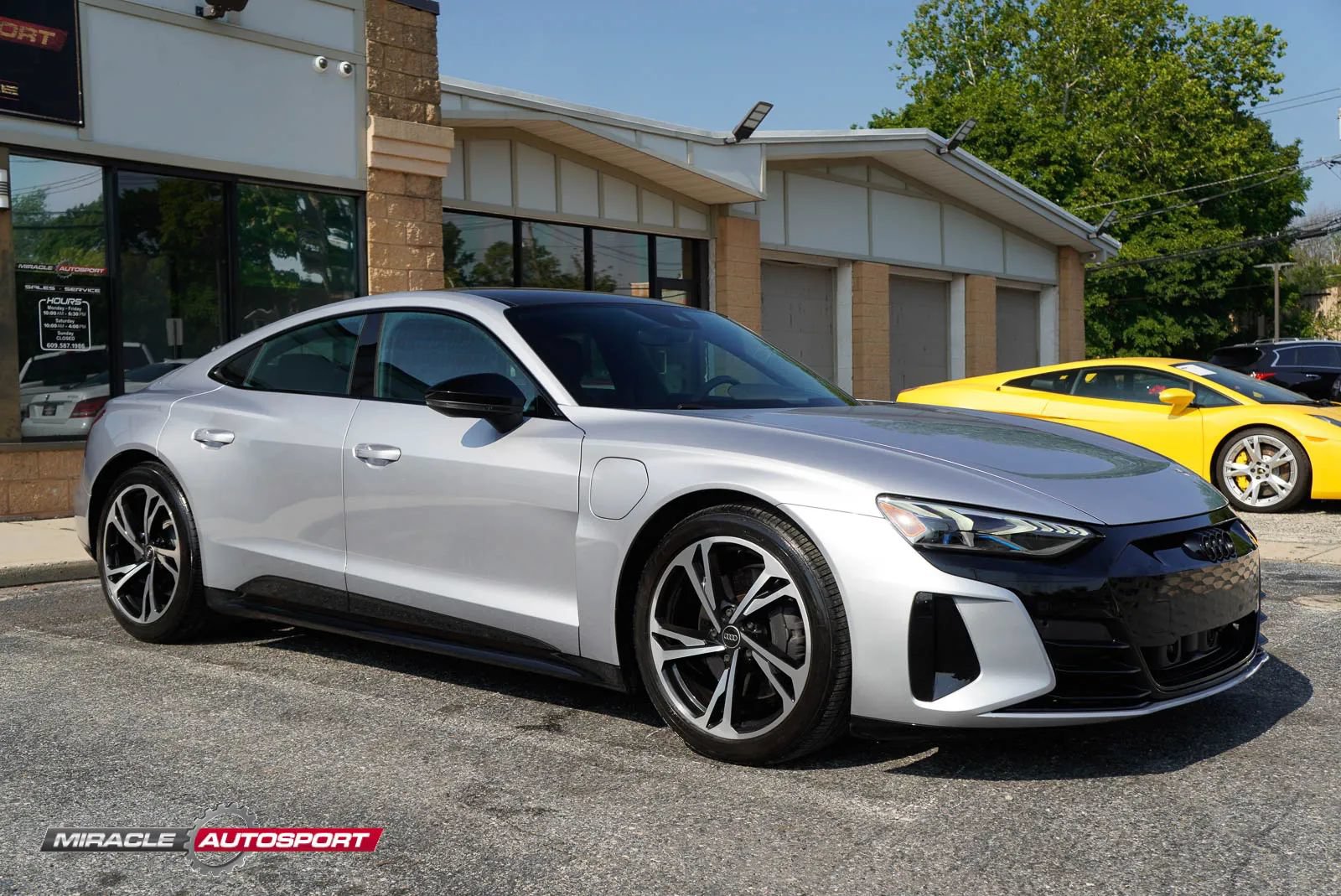Used 2022 Audi e-tron GT Premium Plus AWD/4WD image 9