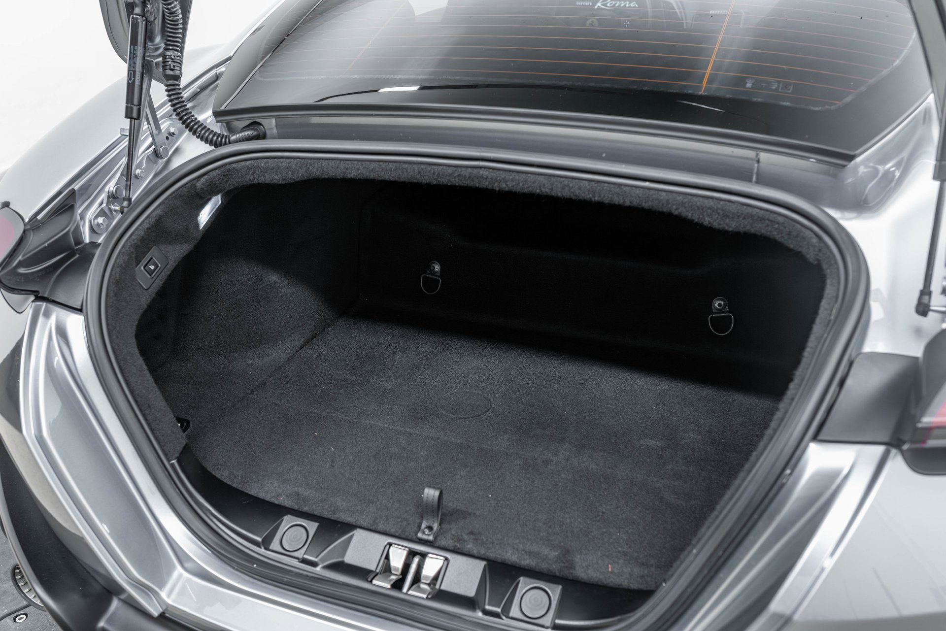 Certified 2024 Ferrari Roma Base image 25