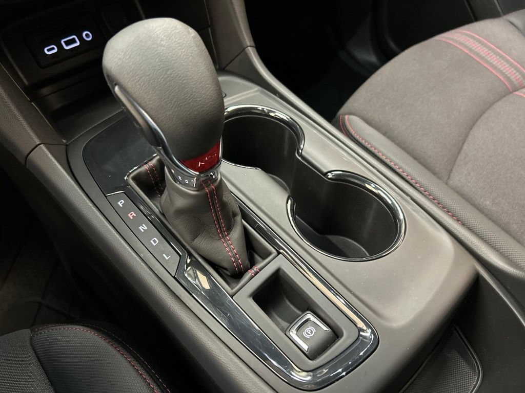 Used 2024 Chevrolet Equinox RS FWD image 23