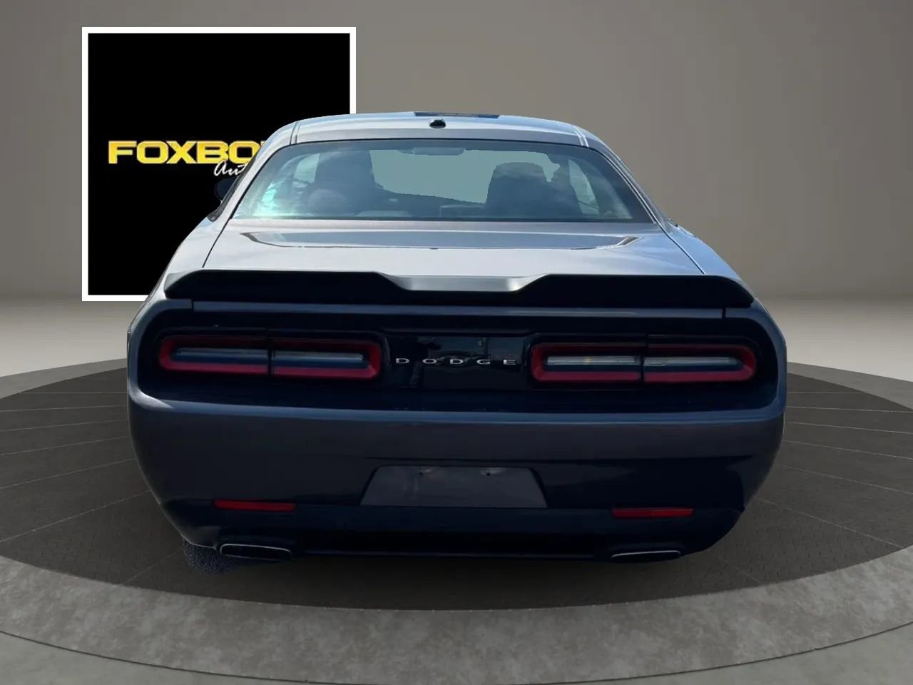 Used 2015 Dodge Challenger SXT w/ Super Sport Group (SS/T) image 6