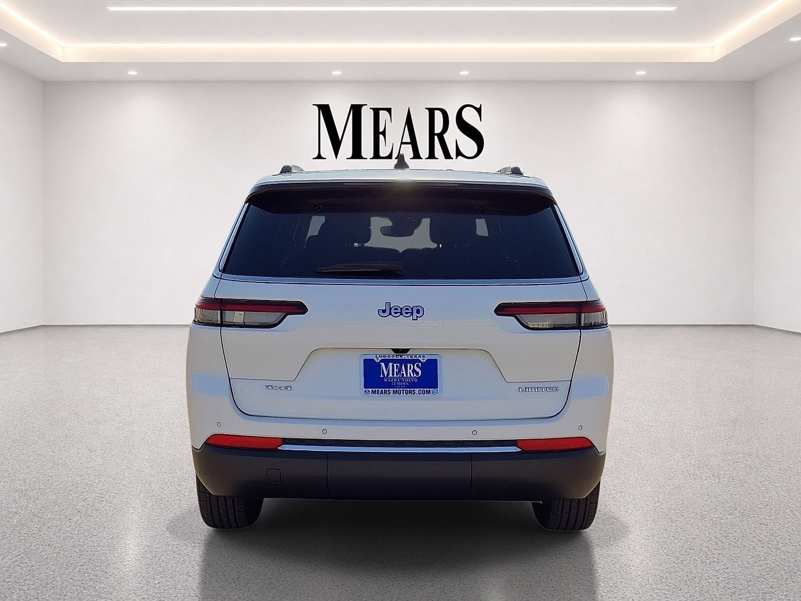 Used 2023 Jeep Grand Cherokee L Limited AWD/4WD image 4
