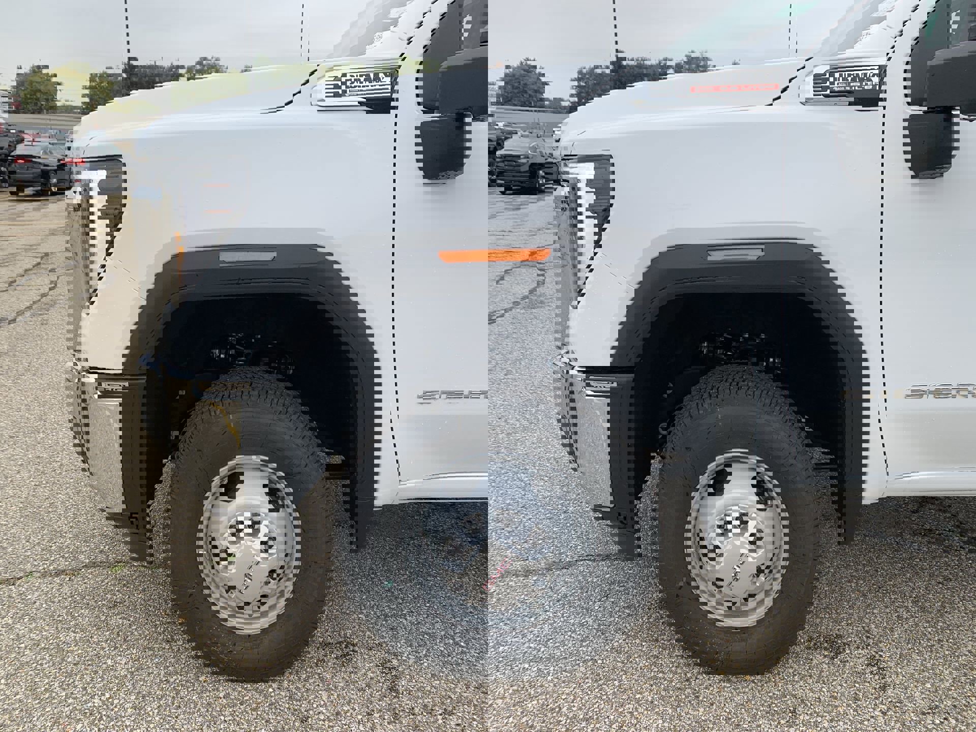 New 2025 GMC Sierra 3500 Pro w/ Convenience Package image 33