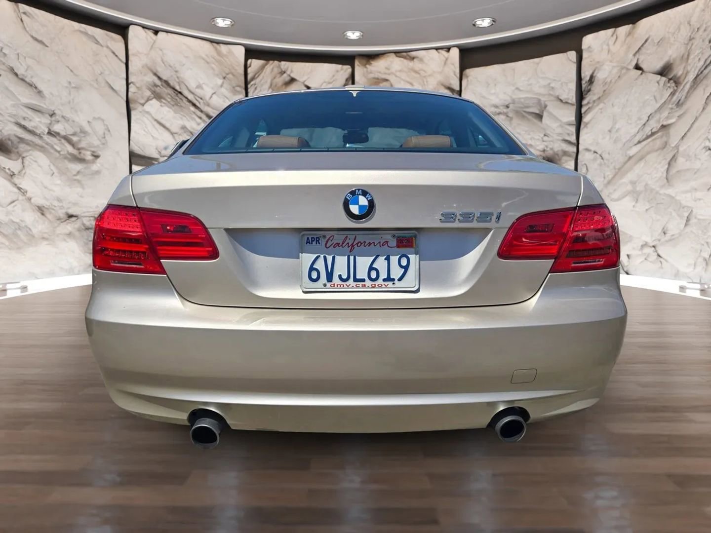 Used 2012 BMW 335i Coupe image 7