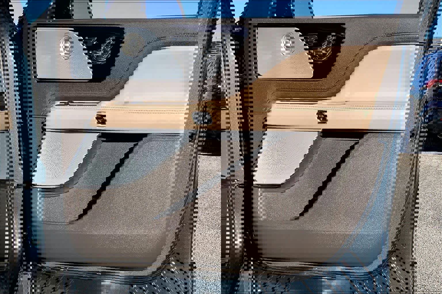 Used 2022 Lincoln Aviator Reserve w/ Equipment Group 201A image 22