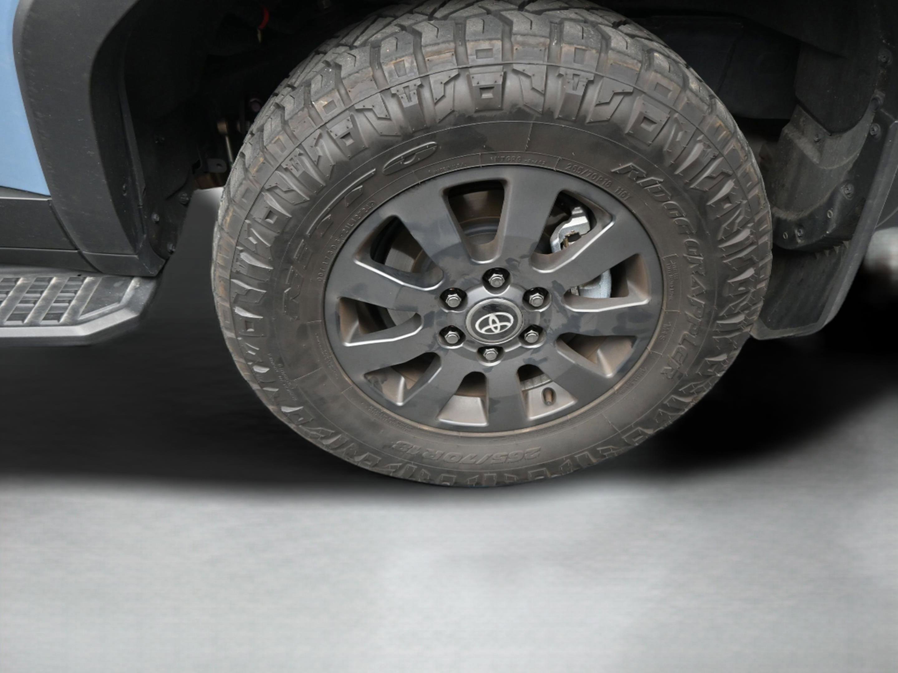 Certified 2024 Toyota Land Cruiser image 36