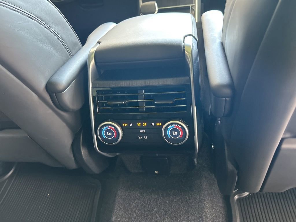 Used 2024 Land Rover Range Rover SE image 28