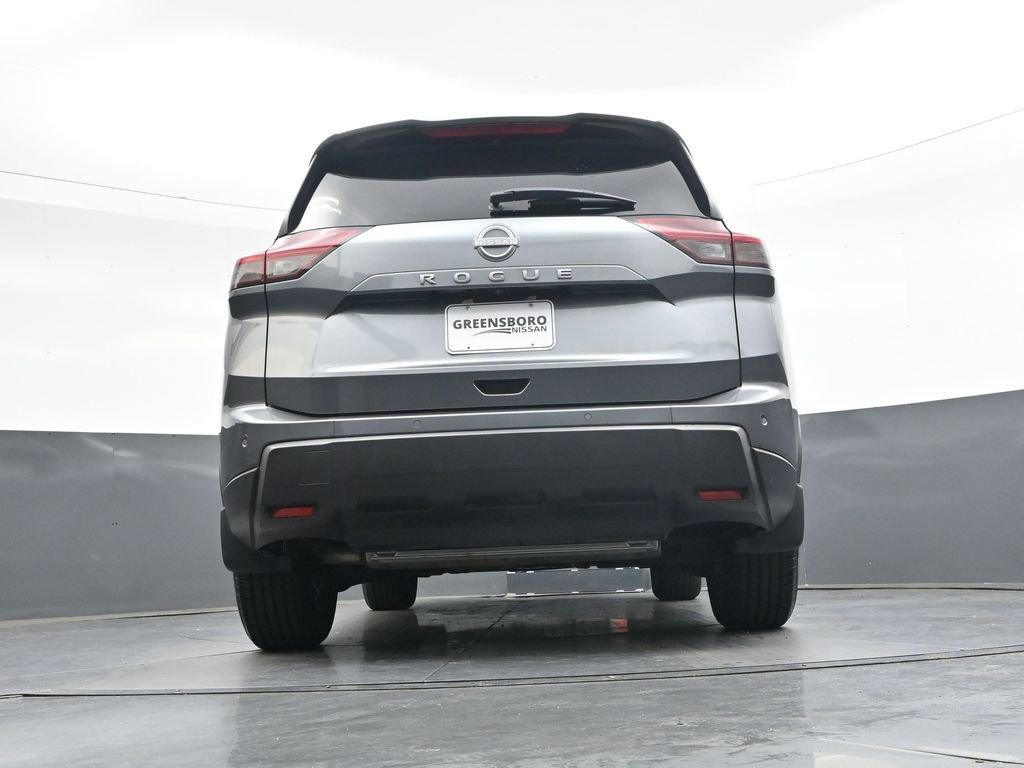 Used 2025 Nissan Rogue S FWD image 34