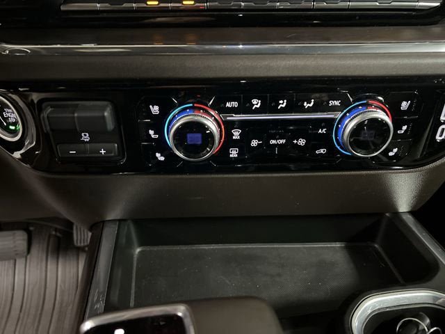 Certified 2024 GMC Sierra 1500 SLT w/ SLT Premium Package AWD/4WD image 17