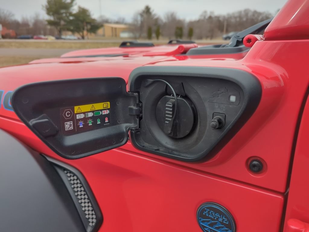 Used 2025 Jeep Wrangler Unlimited Rubicon 4xe w/ Safety Group image 13