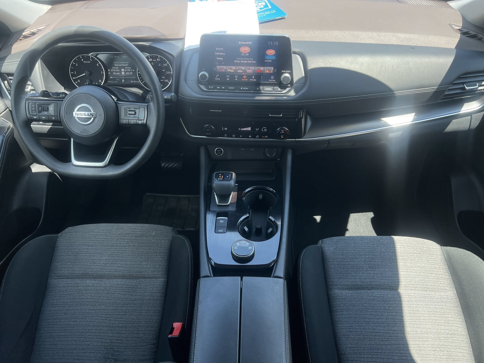 Used 2021 Nissan Rogue SV AWD/4WD image 2