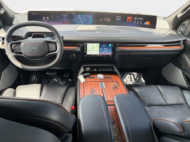 Used 2025 Lincoln Navigator L Black Label image 15