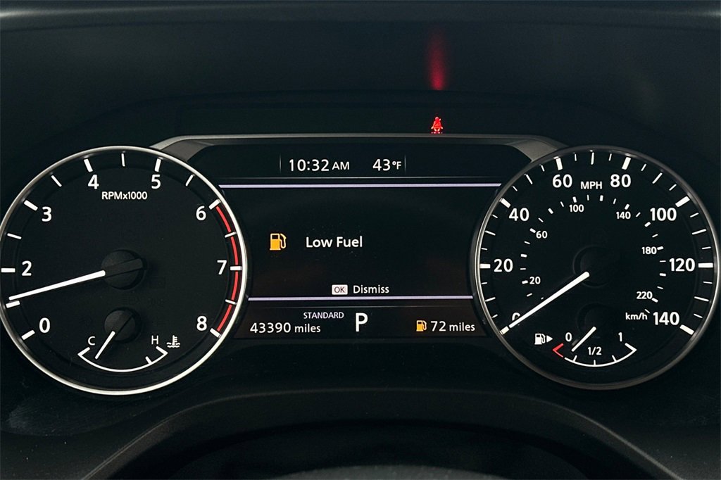 Used 2023 Nissan Rogue SV image 28