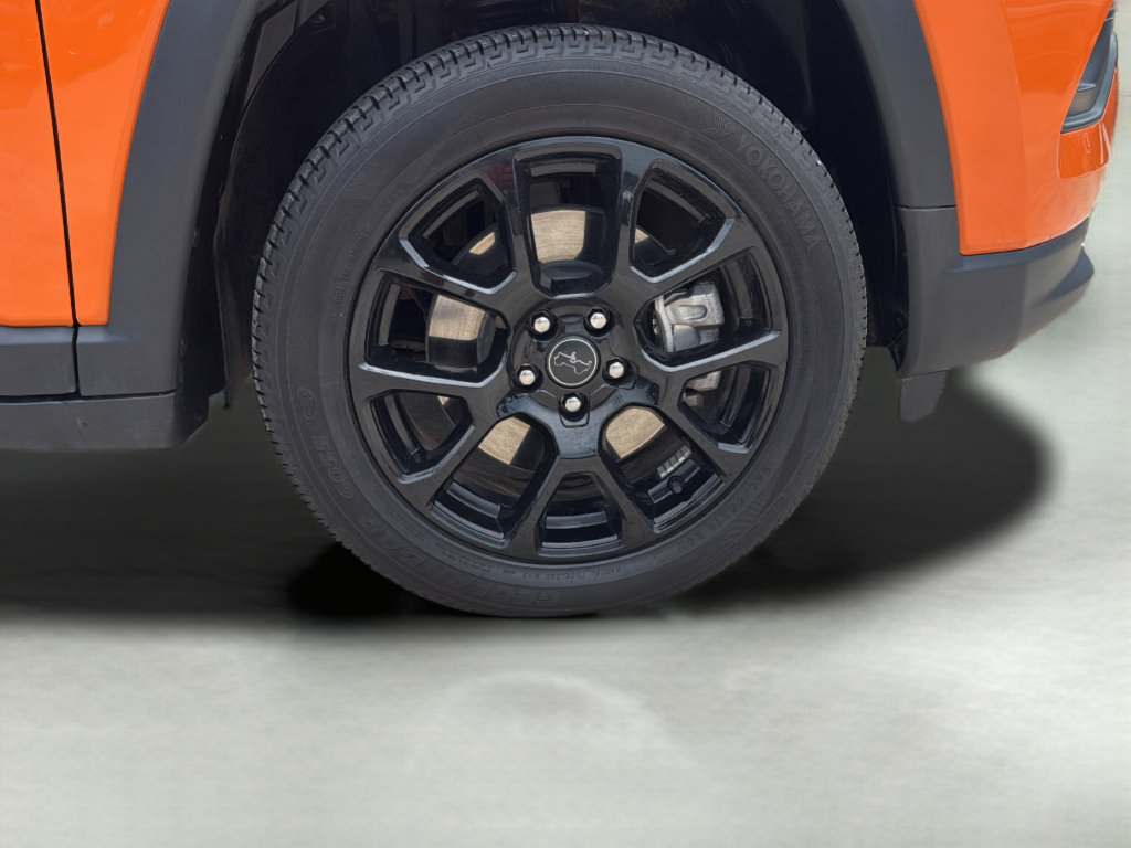 New 2026 Jeep Compass Latitude AWD/4WD image 9