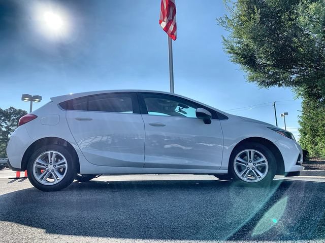 Used 2018 Chevrolet Cruze LT FWD image 9