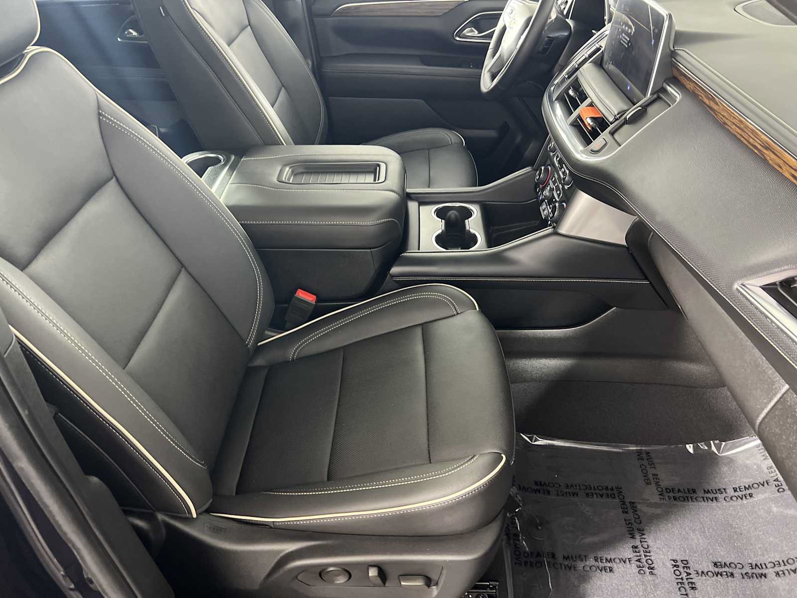 Used 2024 Chevrolet Tahoe Premier w/ Premium Package RWD image 12