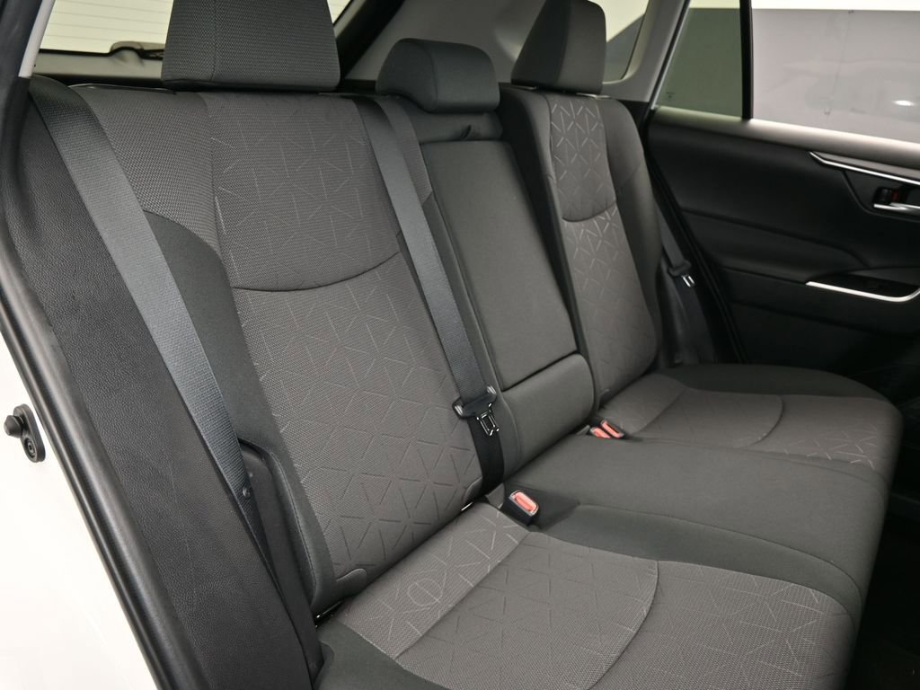 Used 2023 Toyota RAV4 XLE image 38