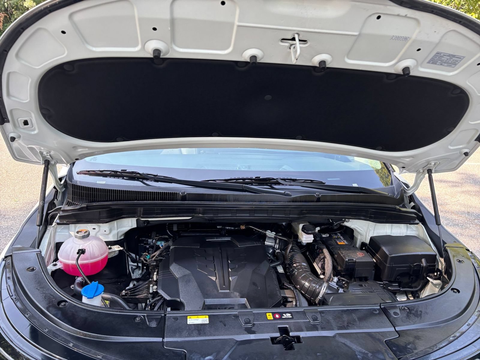 Used 2026 Kia Carnival FWD image 32