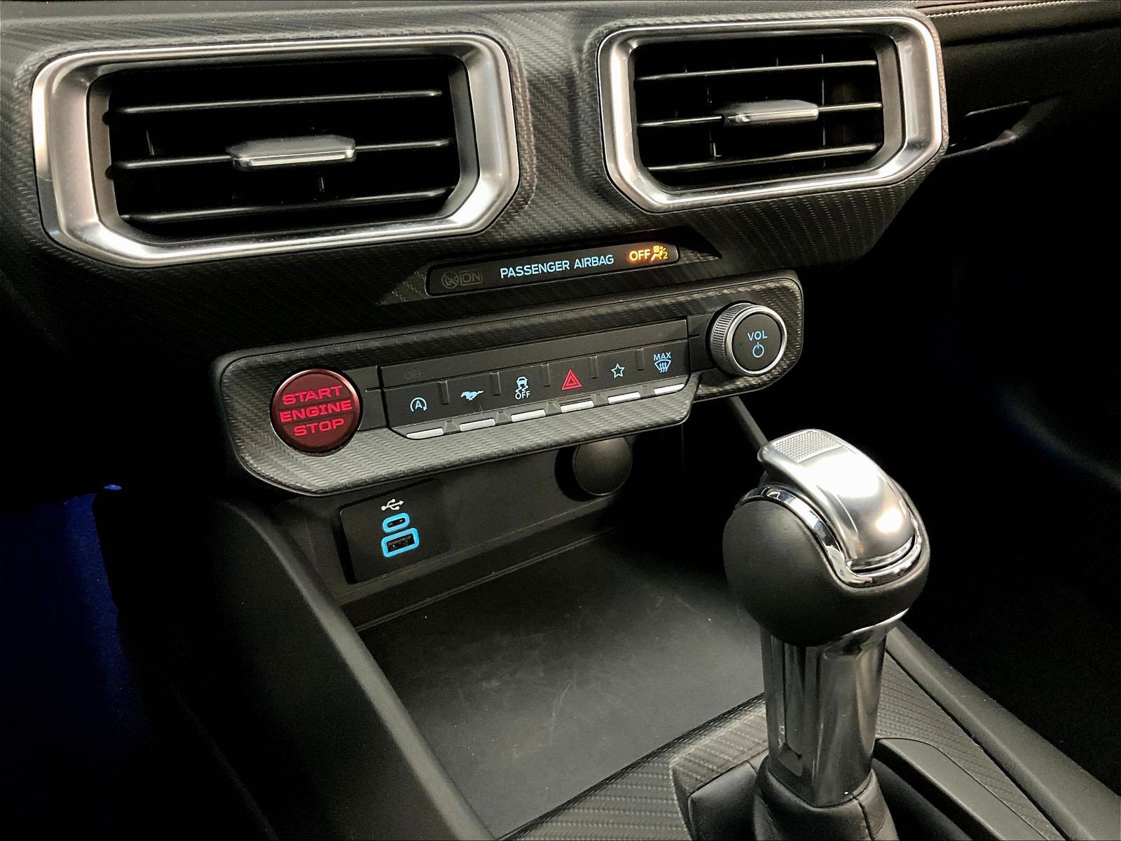 Used 2025 Ford Mustang GT Premium RWD image 14