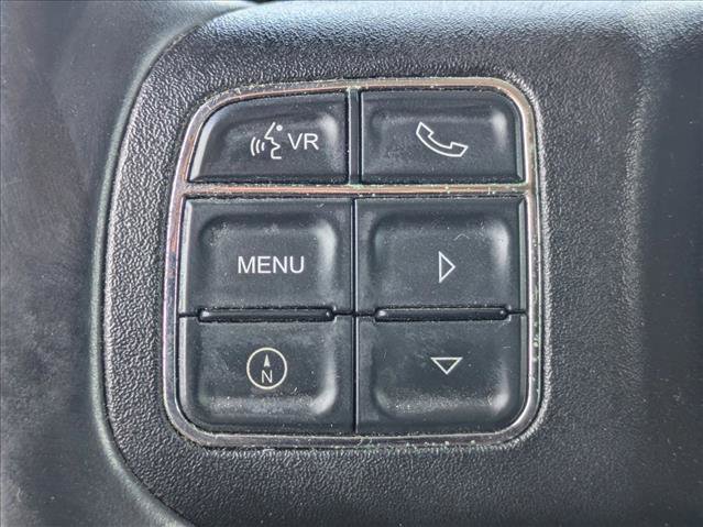 Used 2015 Jeep Wrangler Unlimited Rubicon w/ Connectivity Group image 19