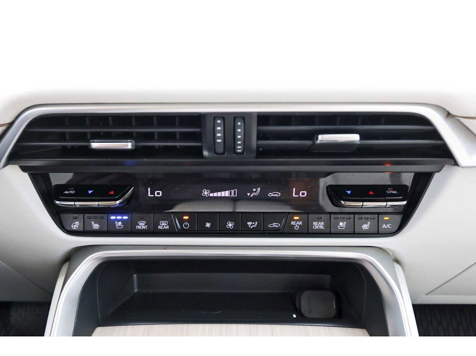 Certified 2025 MAZDA CX-90 3.3 Turbo S w/ Premium Package image 26