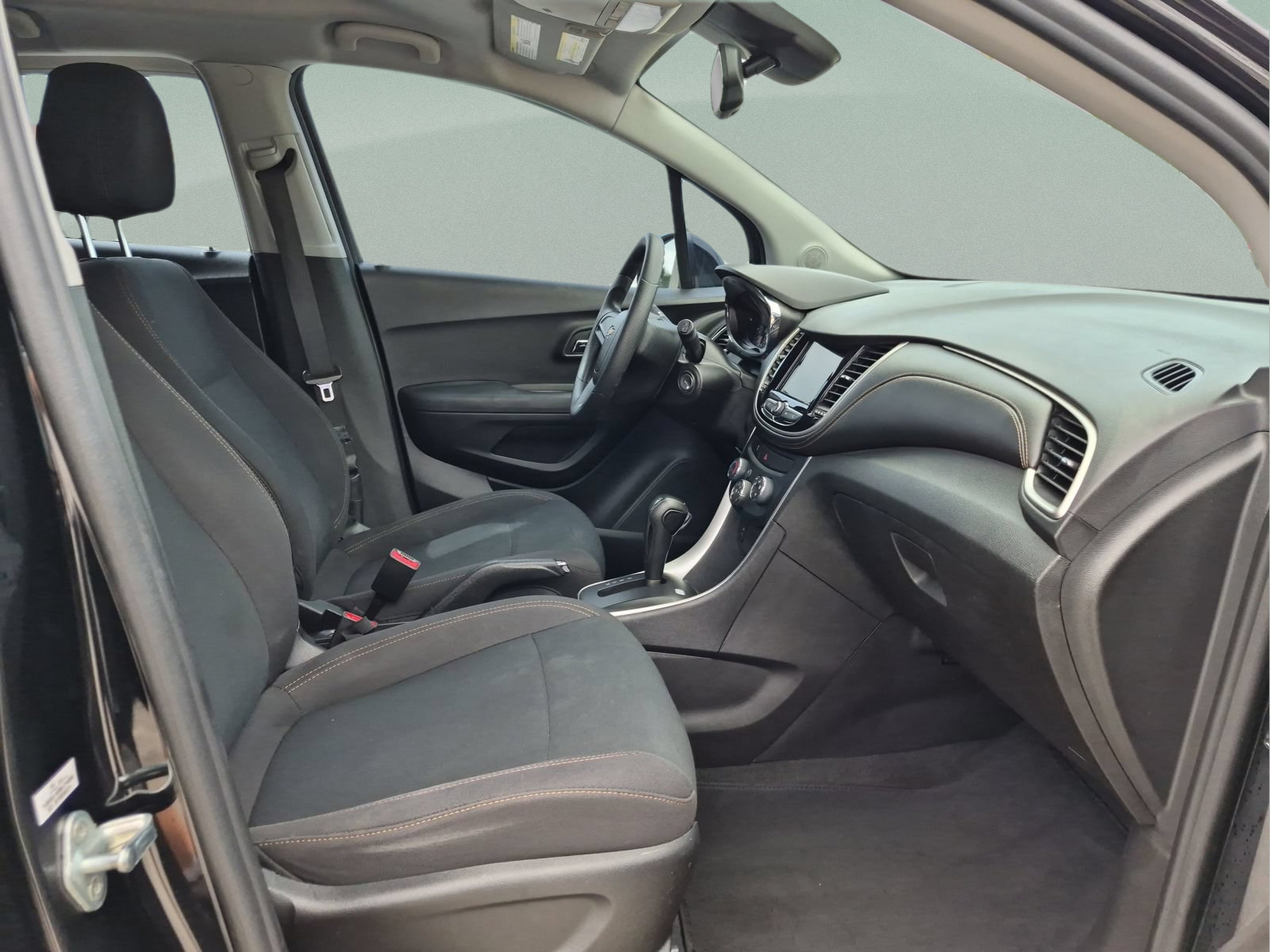 Used 2019 Chevrolet Trax LS FWD image 20