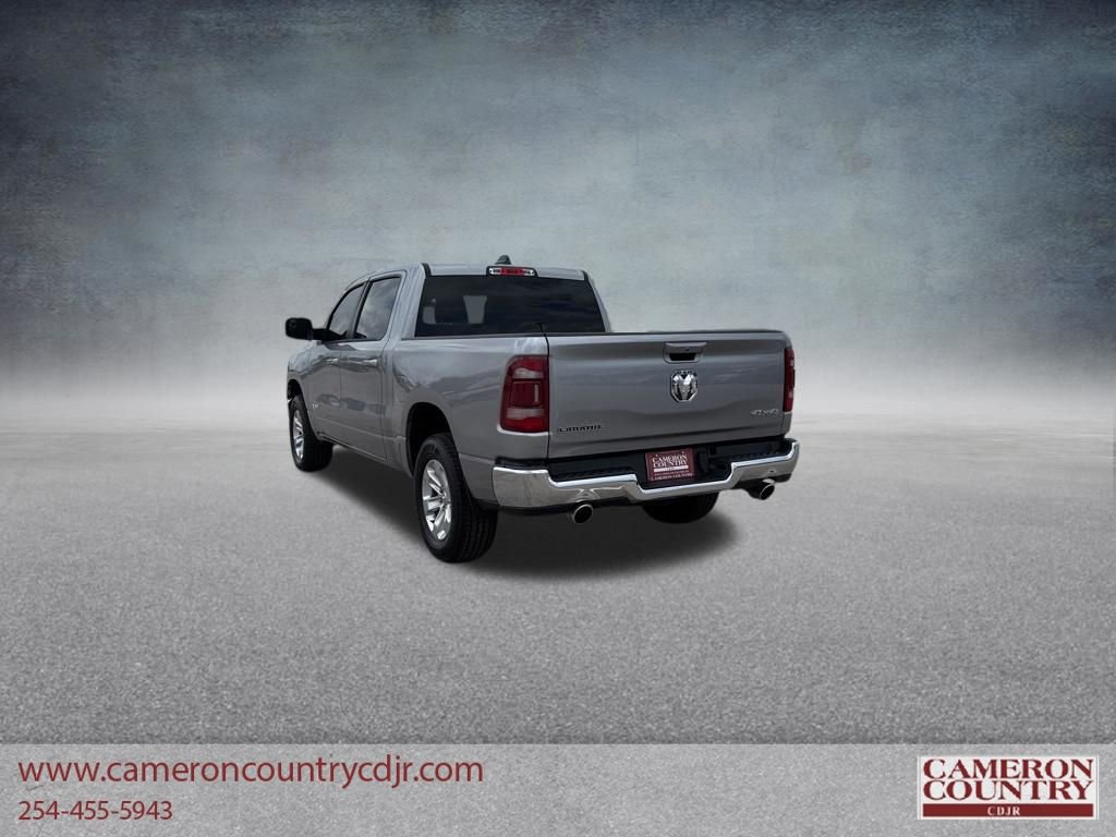 Used 2024 RAM 1500 Laramie AWD/4WD image 5