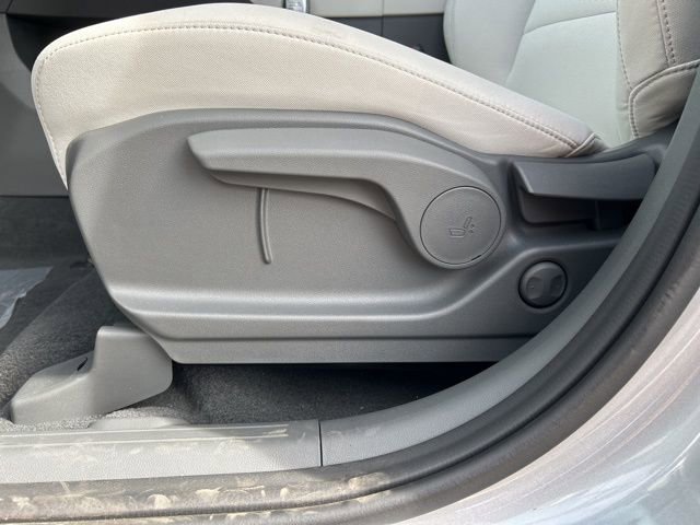 New 2026 Hyundai Santa Fe SE image 8