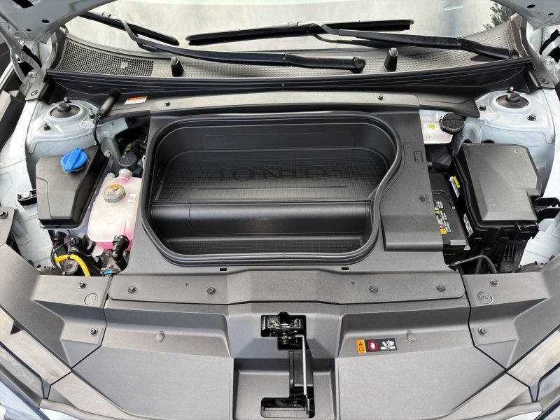 Used 2024 Hyundai Ioniq 6 SE AWD image 20
