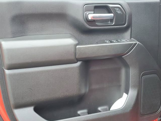 Used 2020 Chevrolet Silverado 2500 Custom w/ Custom Value Package image 19