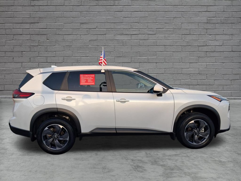 Used 2026 Nissan Rogue SV FWD image 13