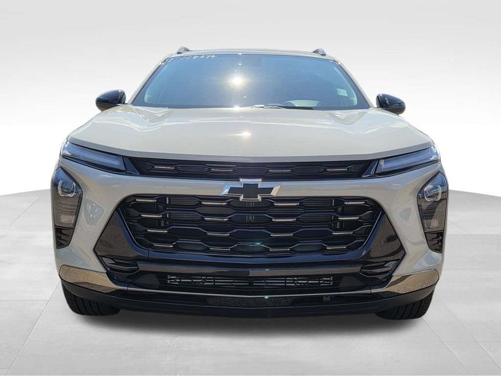 New 2026 Chevrolet Trax ACTIV w/ Driver Confidence Package FWD image 3