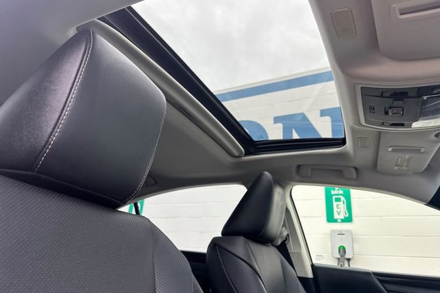 Used 2021 Lexus ES 300h w/ Premium Package image 13