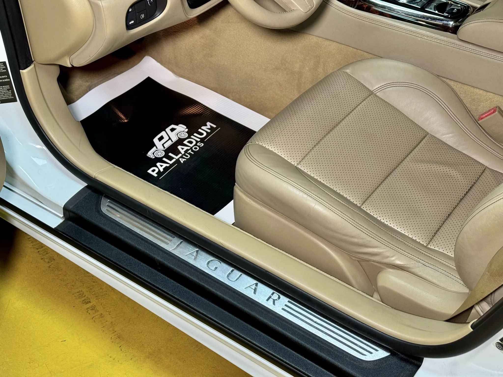 Used 2011 Jaguar XK Coupe image 30