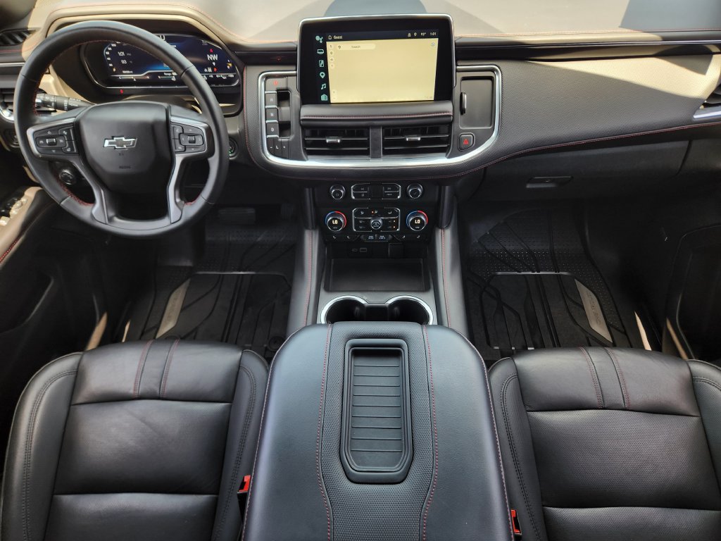 Used 2024 Chevrolet Suburban RST w/ Luxury Package AWD/4WD image 25