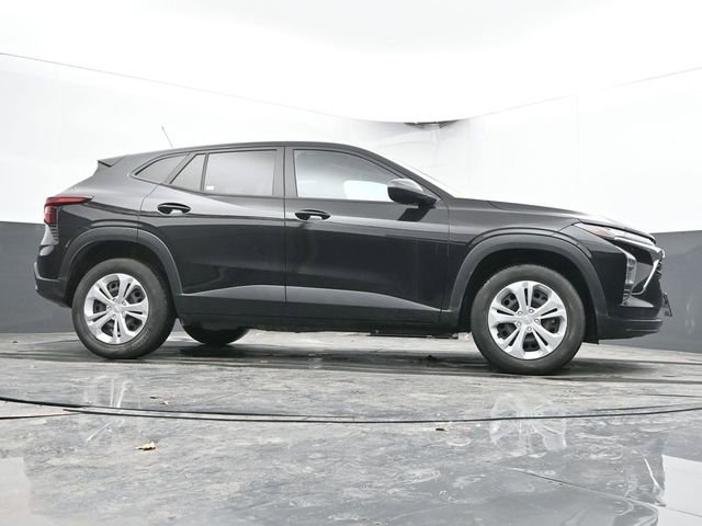 Used 2024 Chevrolet Trax LS image 45