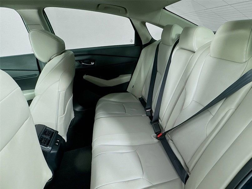 Used 2025 Honda Accord EX-L image 36