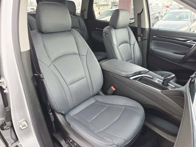 Used 2021 Buick Enclave Premium w/ Sun and Sites Package image 15