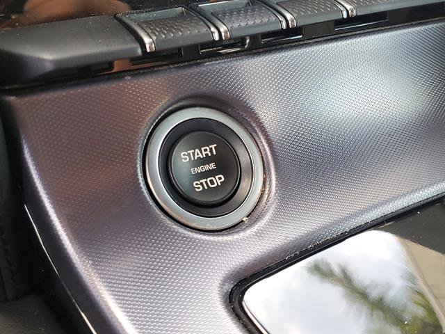 Used 2023 Jaguar F-TYPE P450 image 46