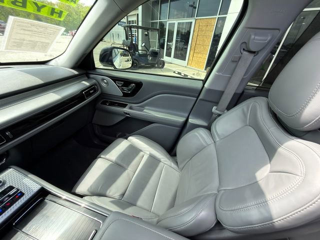 Used 2020 Lincoln Aviator Grand Touring w/ Equipment Group 302A AWD/4WD image 27