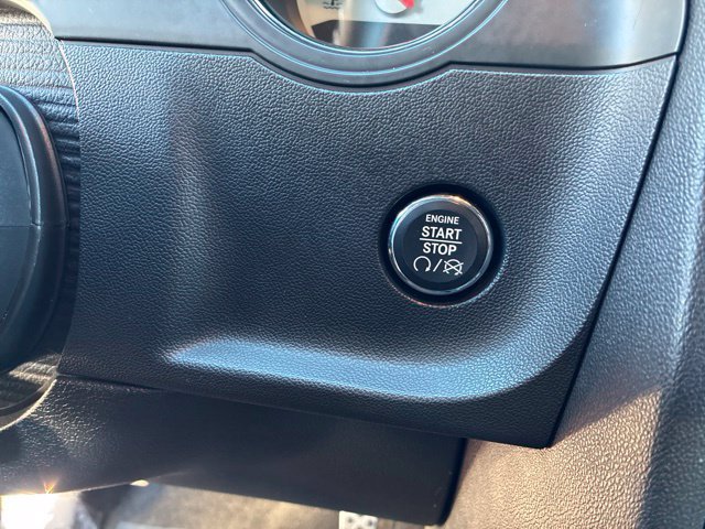 Used 2010 Dodge Challenger SRT8 RWD image 8