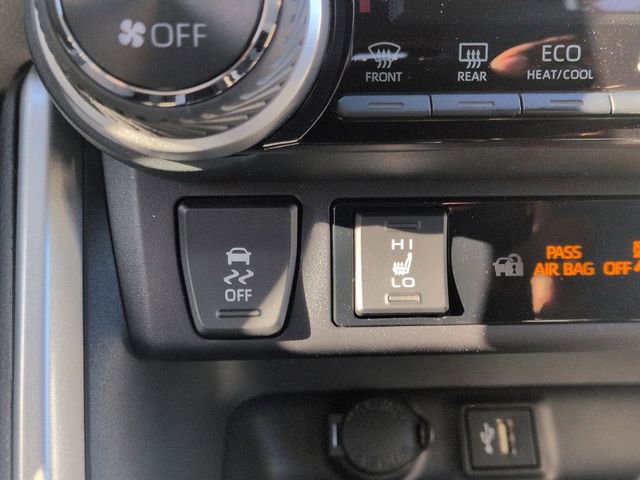 New 2025 Toyota RAV4 XLE image 22