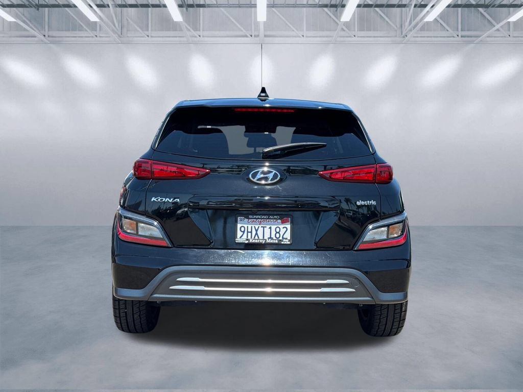 Used 2023 Hyundai Kona SE FWD image 5