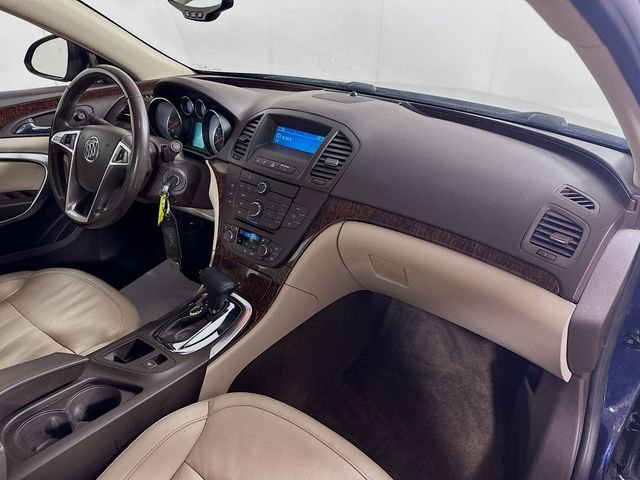 Used 2012 Buick Regal Leather image 27
