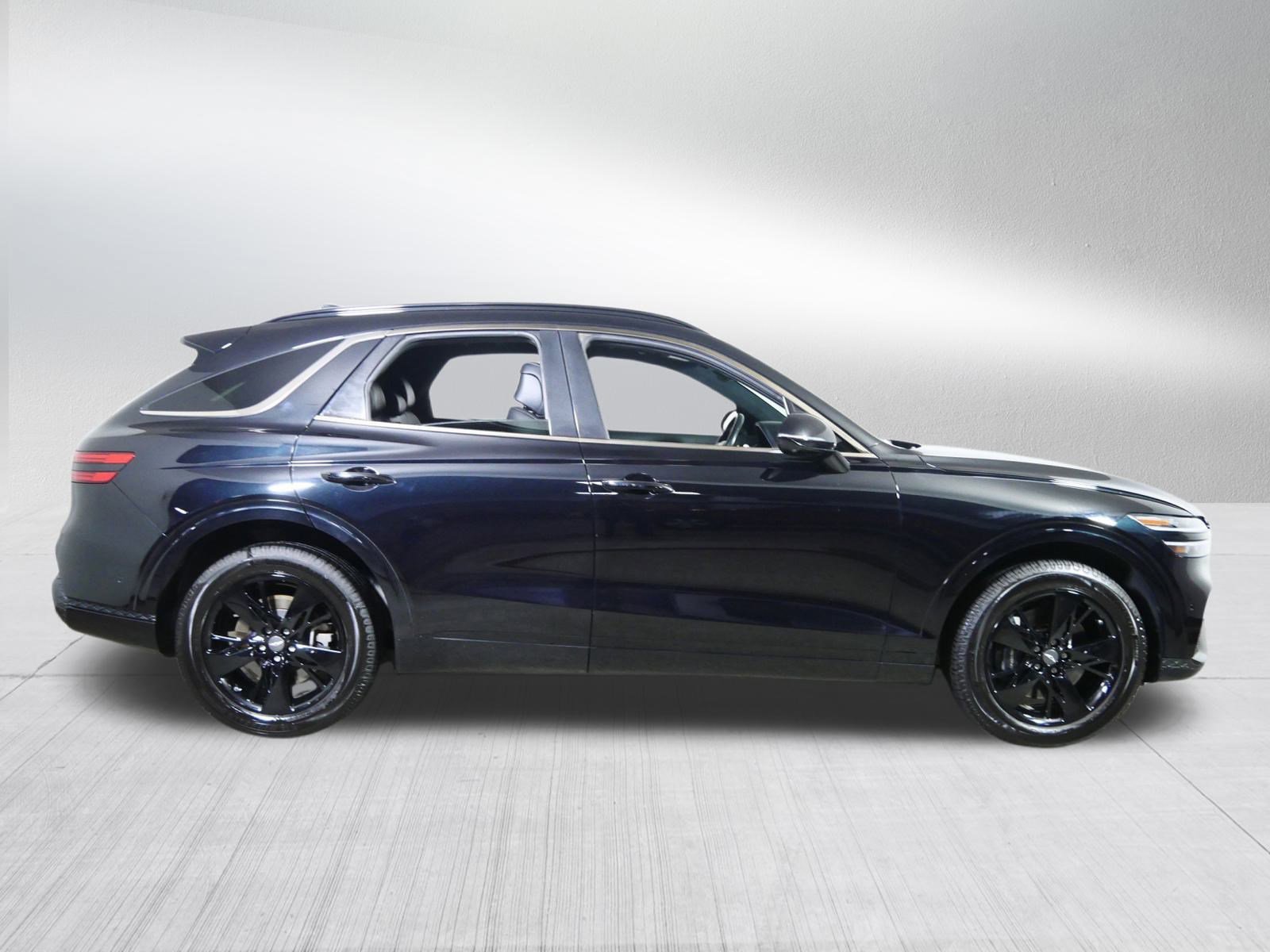 Used 2022 Genesis GV70 3.5T Sport w/ Sport Advanced Package image 8