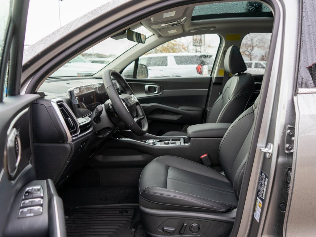 New 2026 Kia Sorento EX w/ EX Premium Package AWD/4WD image 11