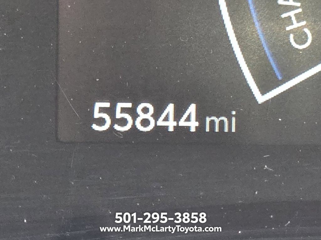 Used 2025 Toyota Camry LE FWD image 22