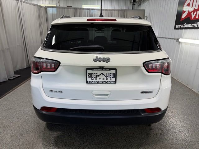 Used 2019 Jeep Compass Latitude w/ Cold Weather Group AWD/4WD image 5
